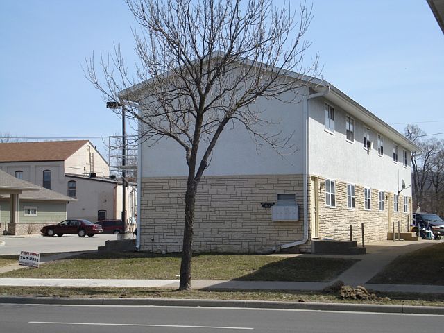 1st image of 1521 West Ave S APT 2