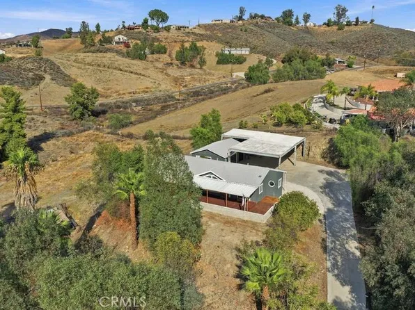 23902 Conejo Dr, Canyon Lake, CA 92587