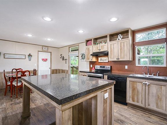 3rd image of 24505 Peach Creek Dr
