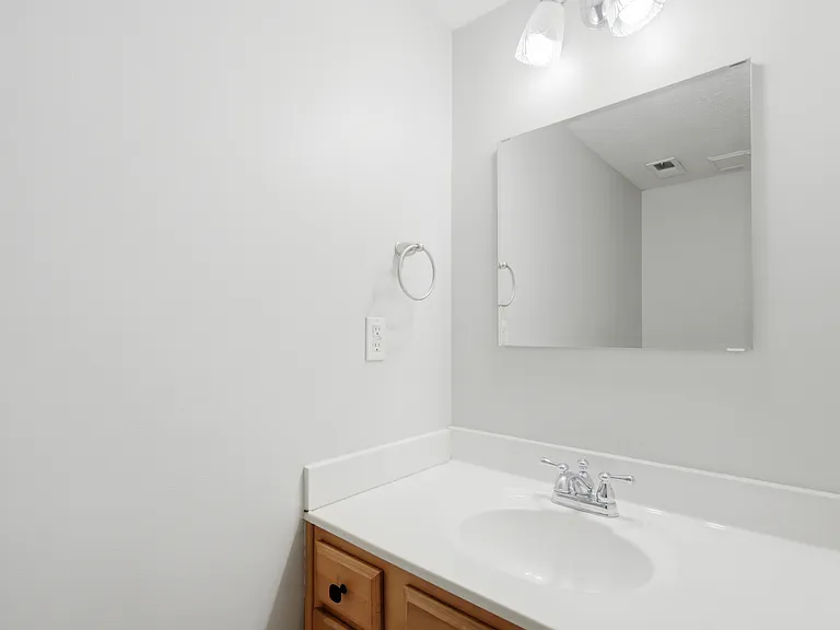 2560 Rockaway Pl — Photo 12