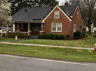 203 W Main St, Micro, NC 27555