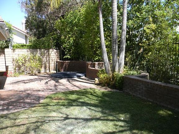 4th image of 613 Warrendale Ave