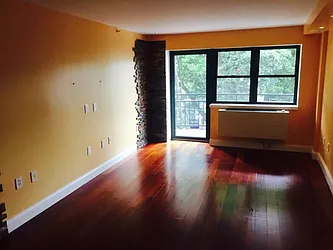 Rented by 18 REALTY