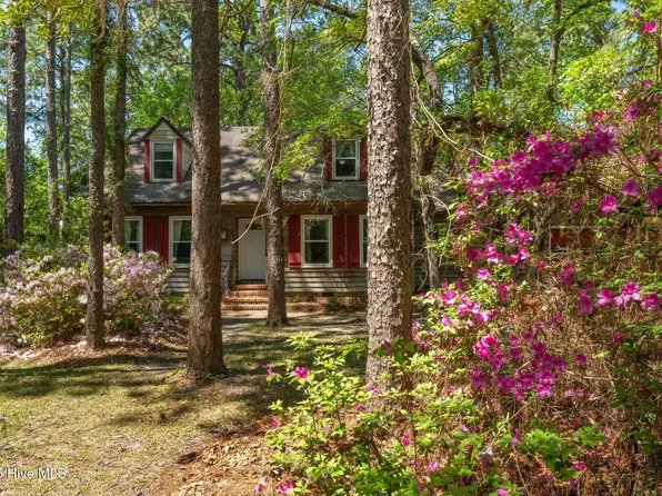 4 Pinewood Circle, Wilmington, NC 28409