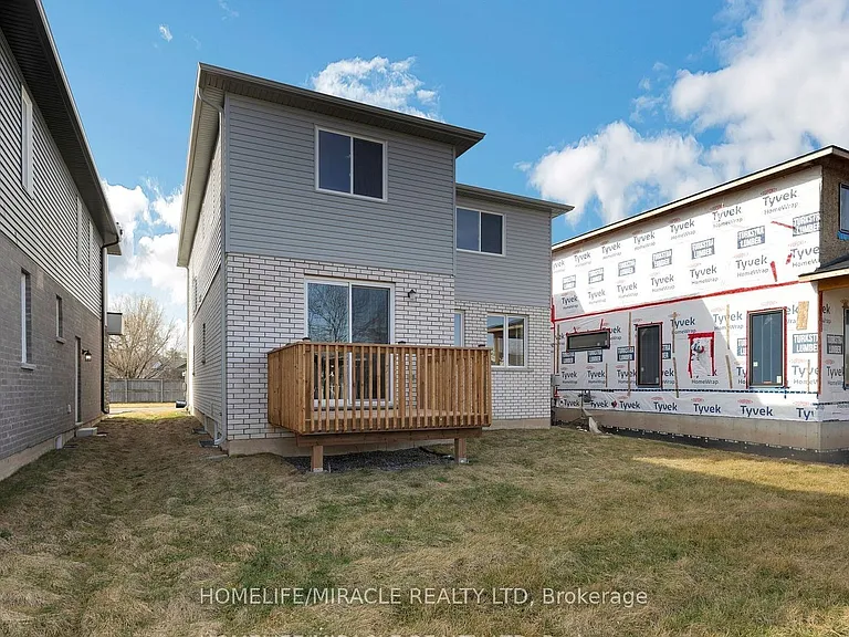 7751 Secretariat Ct — Photo 25