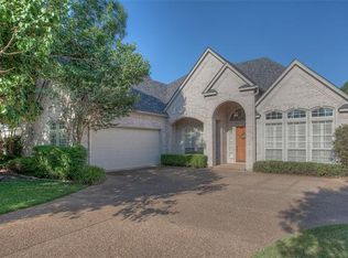 7012 Briercliff Ct, Fort Worth, TX 76132