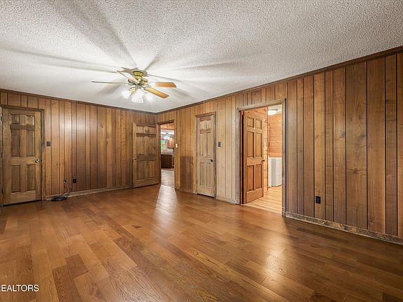 5th image of 11417 Berry Hill Dr