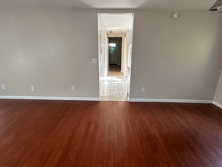 5 Briarcliff Dr — Photo 8