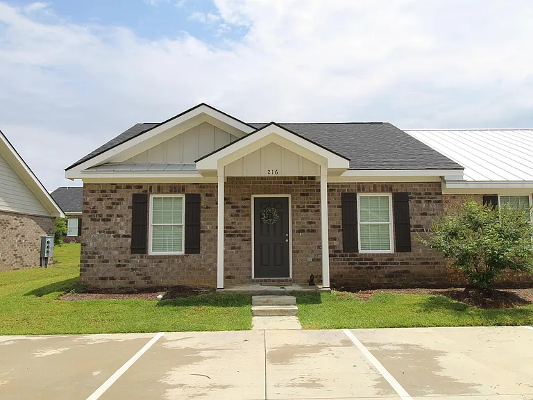 216 Waybill Cir — Photo 2
