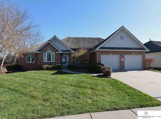 709 S 178th St, Omaha, NE 68118