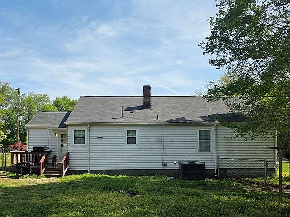 2nd image of 20914 Glenwood Ave