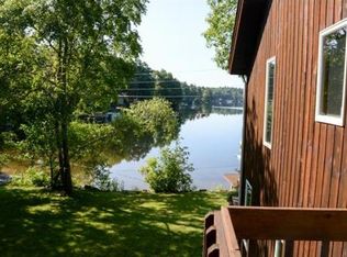 27 7th St, Brimfield, MA 01010