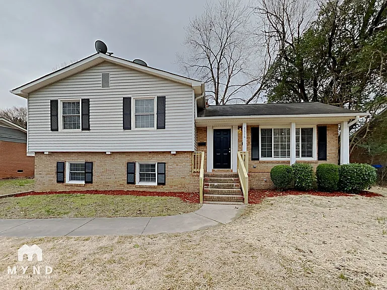 7316 Woodstream Dr — Photo 1
