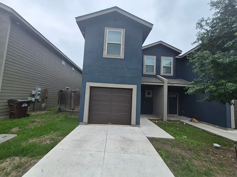 6842 Lakeview Dr #101 — Photo 1