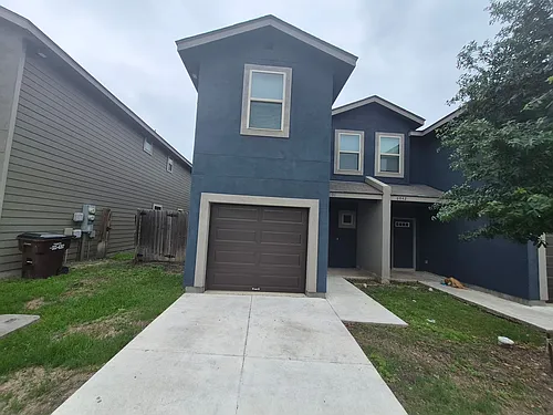 6842 Lakeview Dr #101 Photo 1
