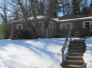 2213 N Berkshire Rd #A, Charlottesville, VA 22901