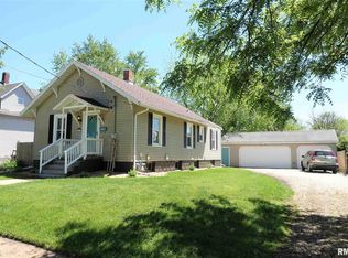 51 Silver St, Galesburg, IL 61401