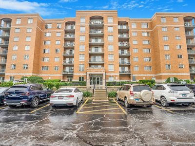 6807 N Milwaukee Ave APT 411, Niles, IL, 60714