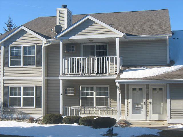 1st image of 717 Canterberry Ct Unit D
