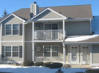 717 Canterberry Ct UNIT D, West Bend, WI 53090