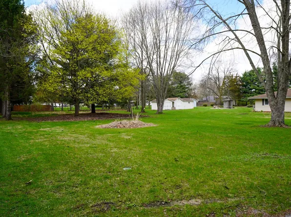 Vl Greenlawn, Osceola, IN 46561