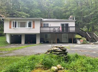 235 Kennel Rd, Cuddebackville, NY 12729