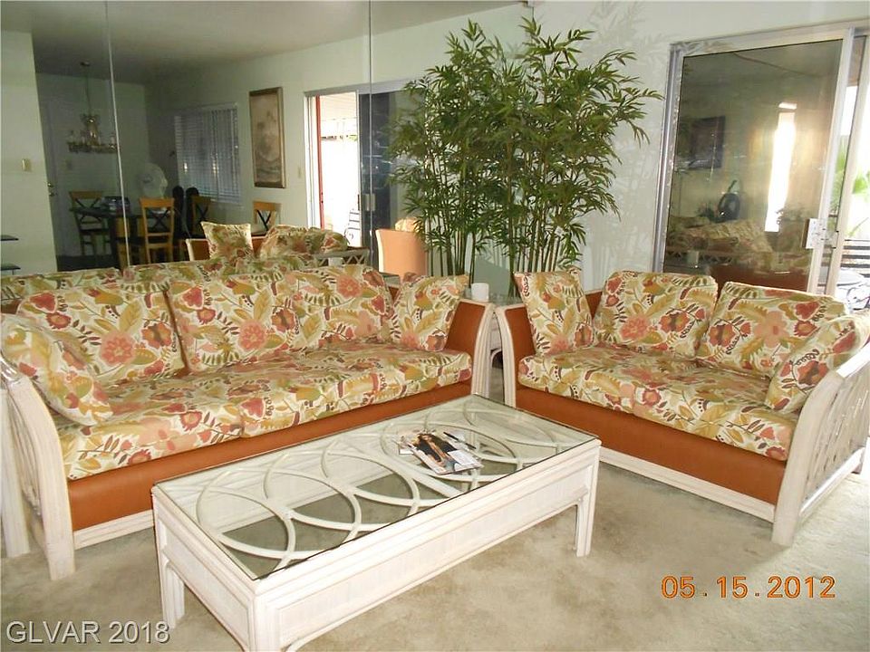 2nd image of 3485 Myrtle Ave