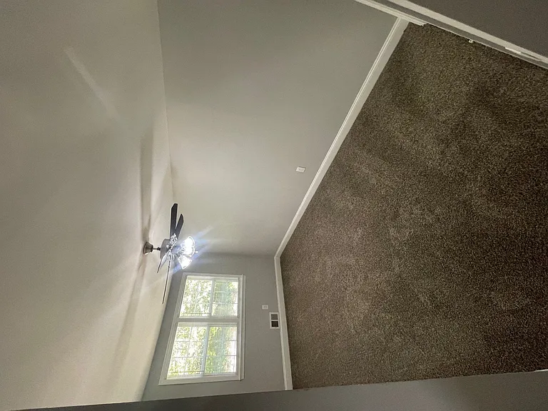 Longview — Photo 158