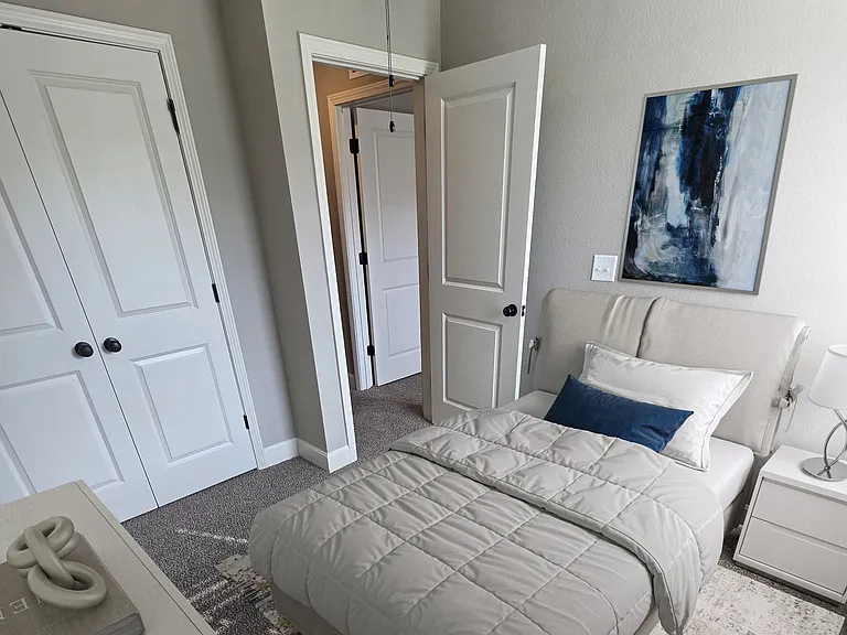 Thrive at Creekside Apartments and Townhomes — Photo 9