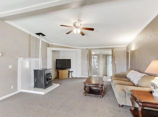 734 Locust Ave, Lochbuie, CO 80603