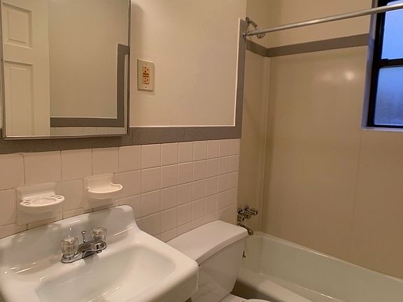 5th image of 328 E 95th St APT 10