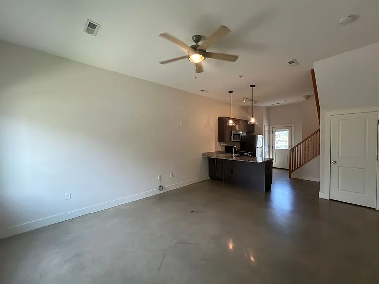 1300 McDonough St #5 — Photo 6