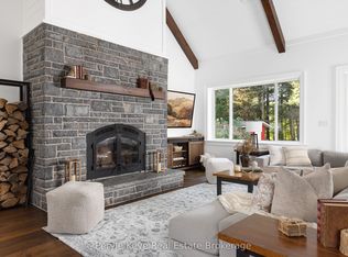 1100 Xavier St, Gravenhurst, ON P0E 1G0