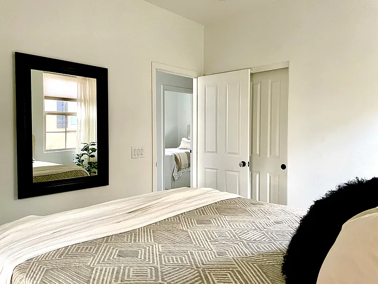 21023 W Glen St — Photo 24