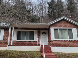 1568 Fairview Rd, Duffield, VA 24244