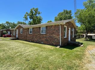105 Old Hopkinsville Hwy #A, Clarksville, TN 37042