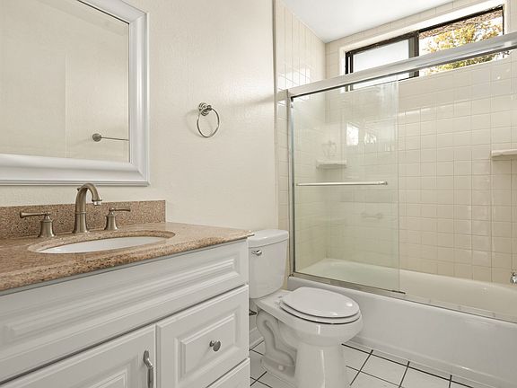 5th image of 3344 S Canfield Ave APT 207
