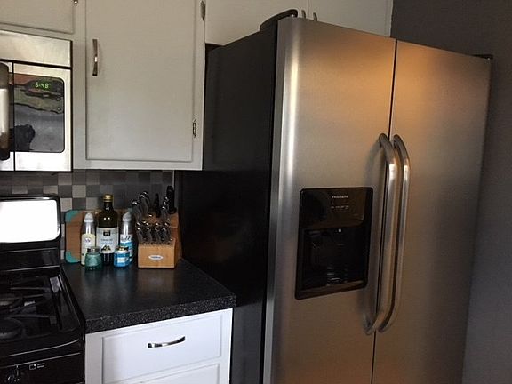 5th image of 2113 Sunset Dr