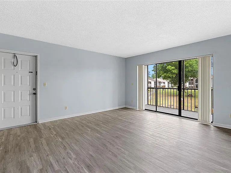 8203 Sun Spring Cir #62 — Photo 3