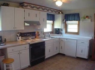 11883 Ridge Rd, East Springfield, PA 16411