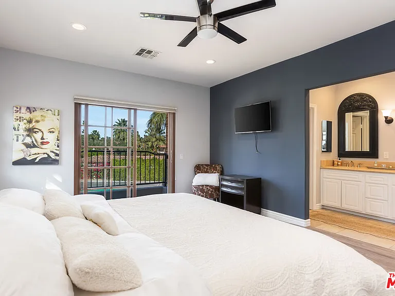 546 N Indian Canyon Dr — Photo 24