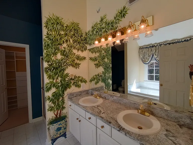 Butternut Cir — Photo 28