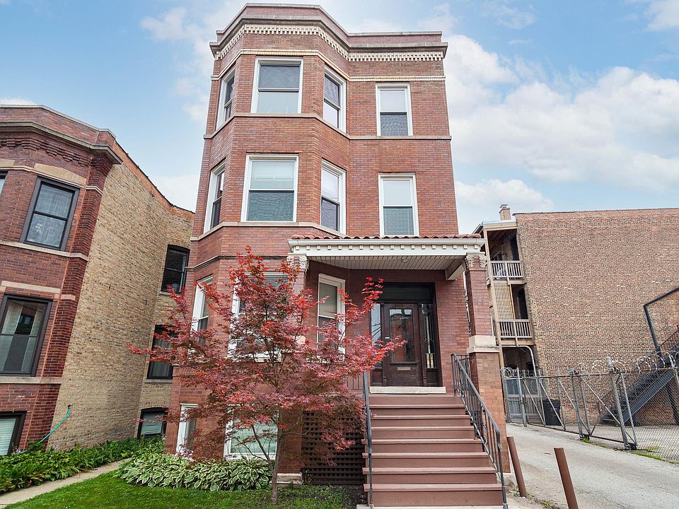 1st image of 2347 W Walton St #1A