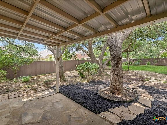 5th image of 1784 Oak Forest Dr