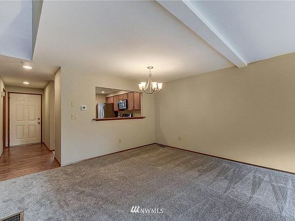 5th image of 8414 139th Ave NE