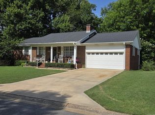 715 N Spruce St, Searcy, AR 72143