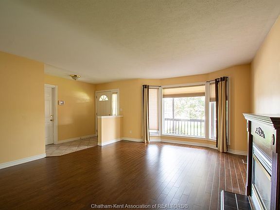 4th image of 24 Churchill Park Rd
