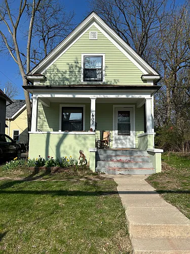 607 Spring St Photo 1