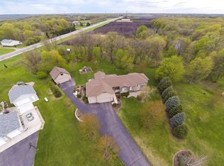 26296 Busch Dr, Belle Plaine, MN 56011