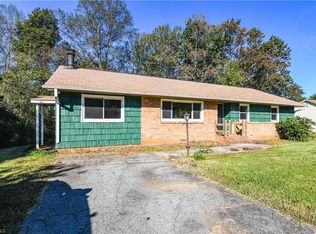 7250 Brook Valley Rd, Rural Hall, NC 27045